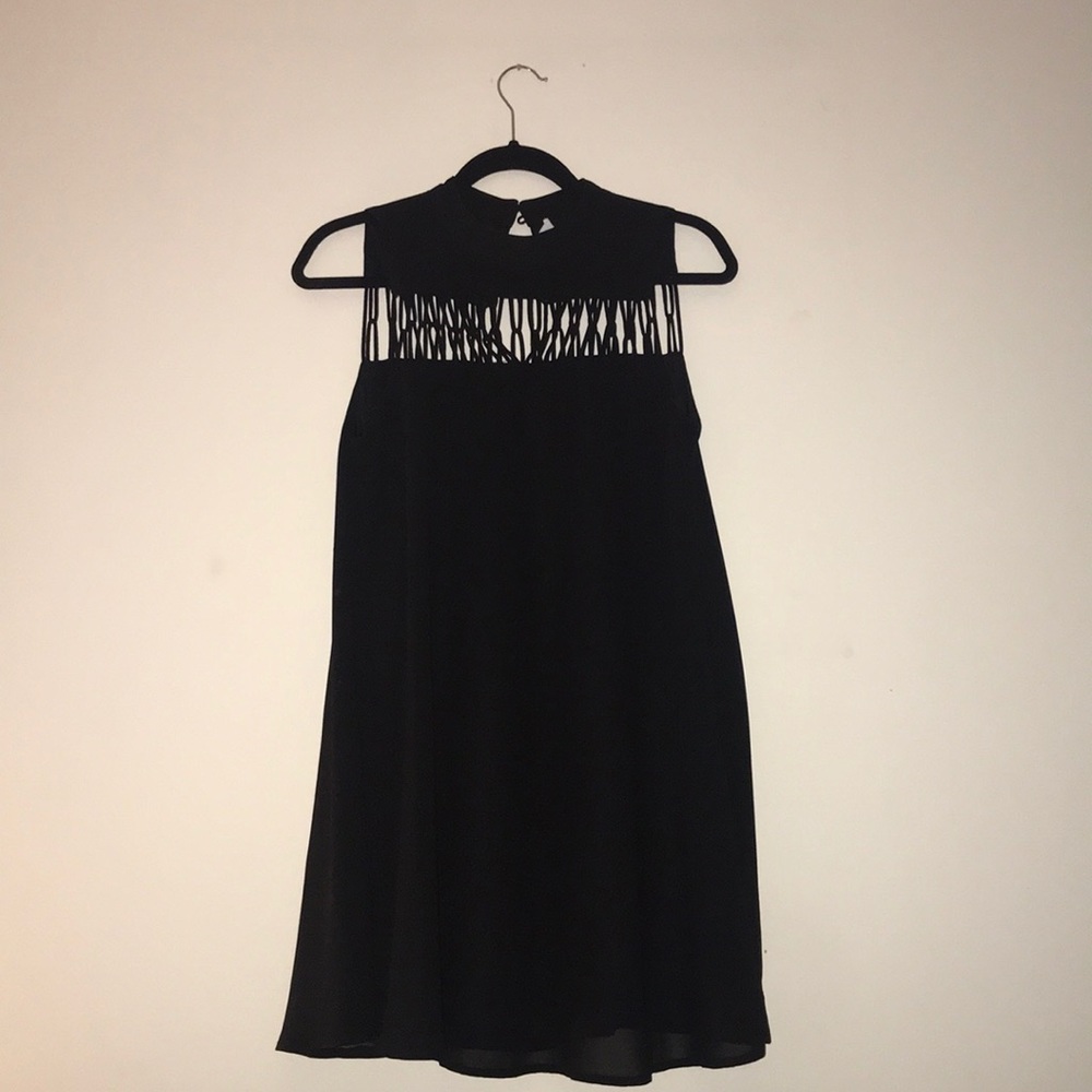 Black polyester shift dress